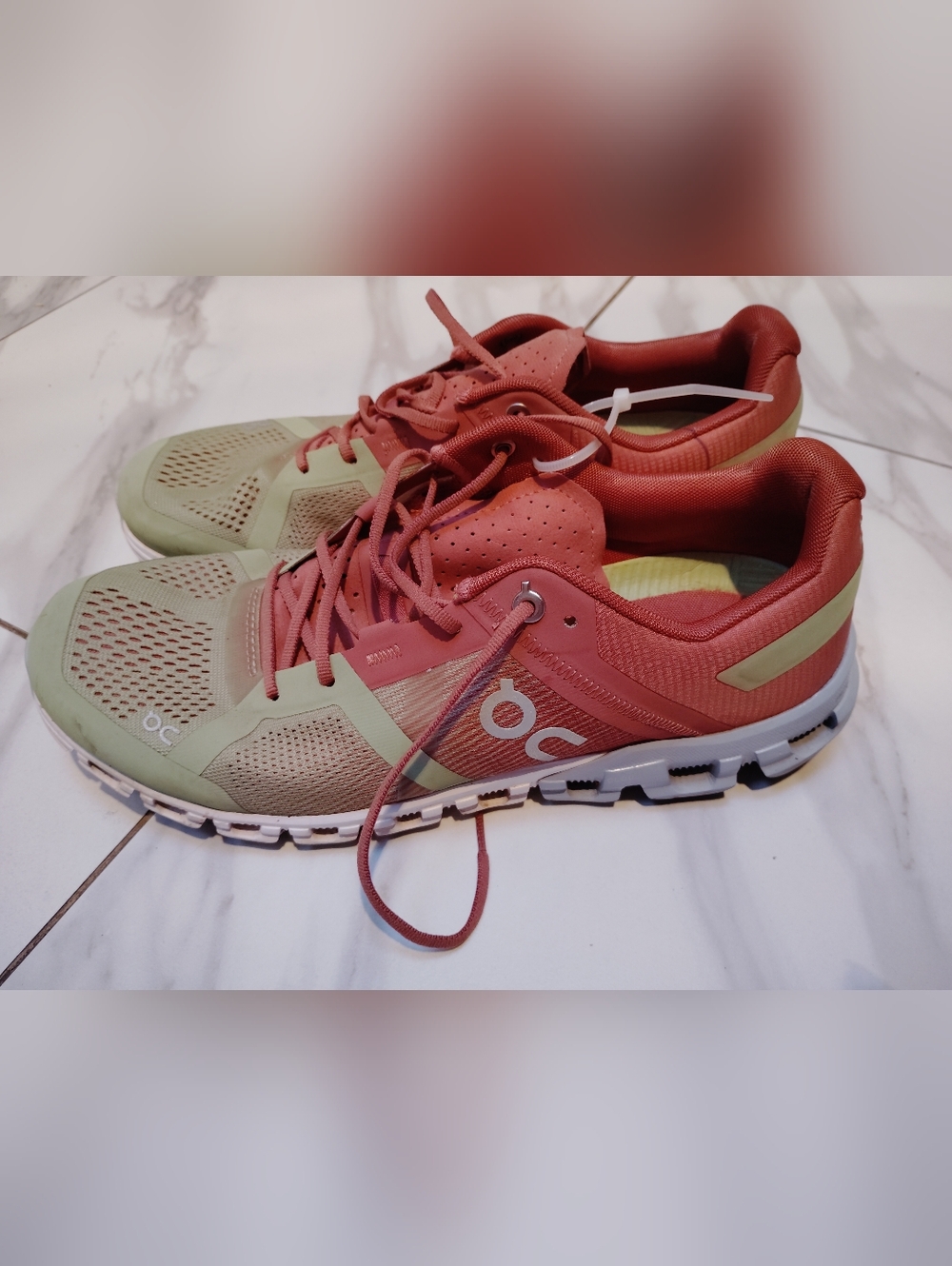 On Running On Cloud CloudFlow Running Shoes Guava/Dust Rose Women's Sz. 9.5